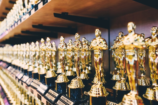 Predicting the Oscars With LLMs